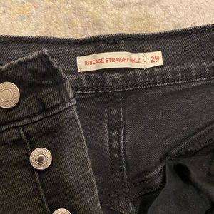 Ribcage Levi’s jeans
